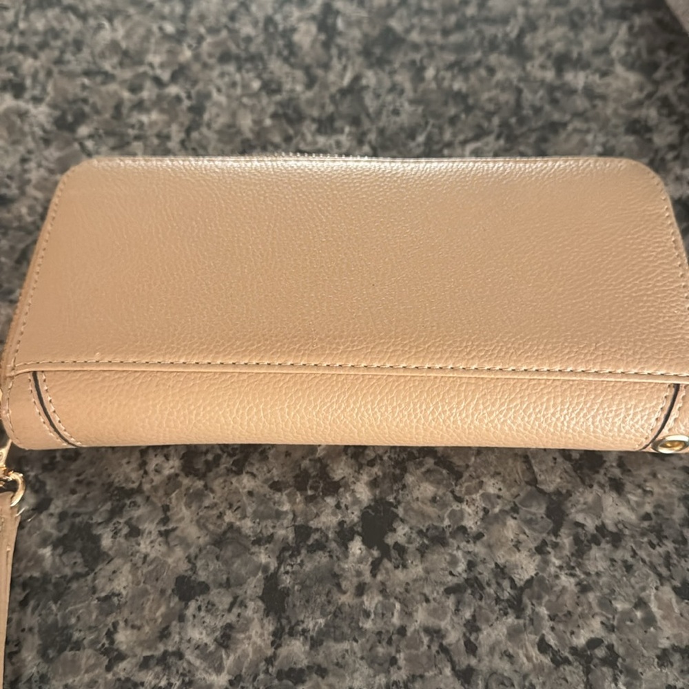 Wallet - Picture 2 of 3